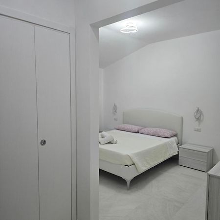 Guest House Tra Rocce E Mare 马达莱纳 外观 照片
