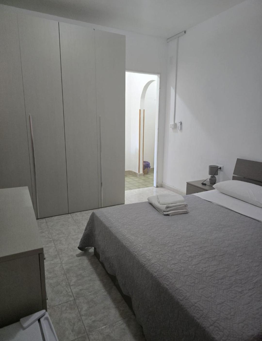 Guest House Tra Rocce E Mare 马达莱纳 外观 照片