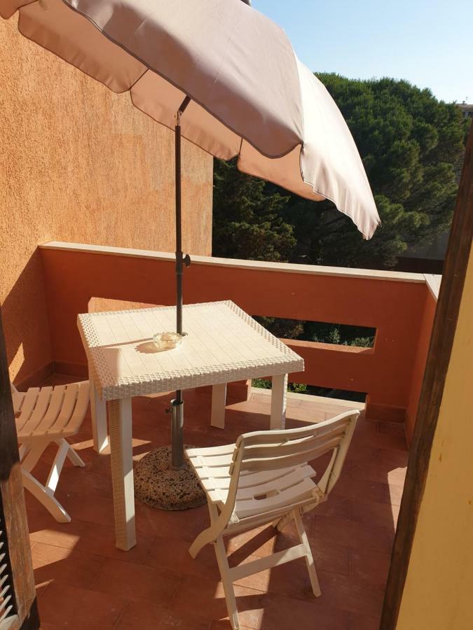 Guest House Tra Rocce E Mare 马达莱纳 外观 照片
